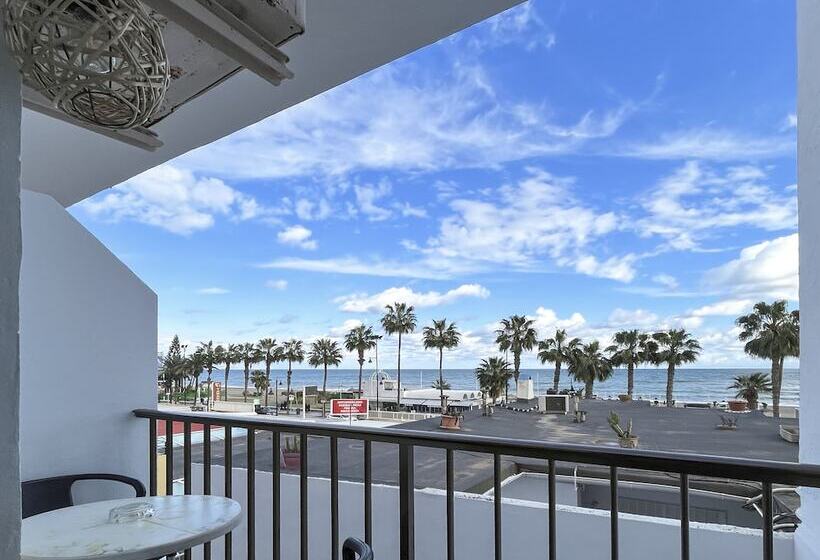 Beatriz Charming Hostal