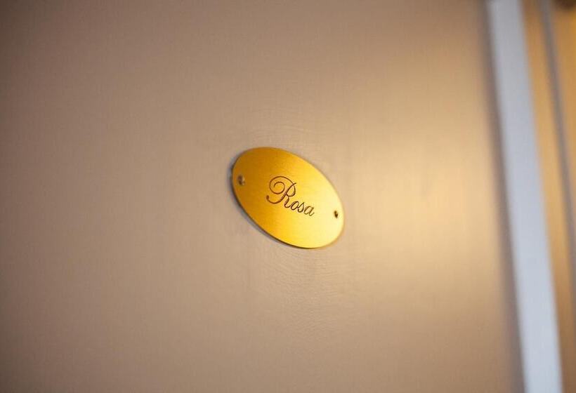 تختخواب و صبحانه A Teatro