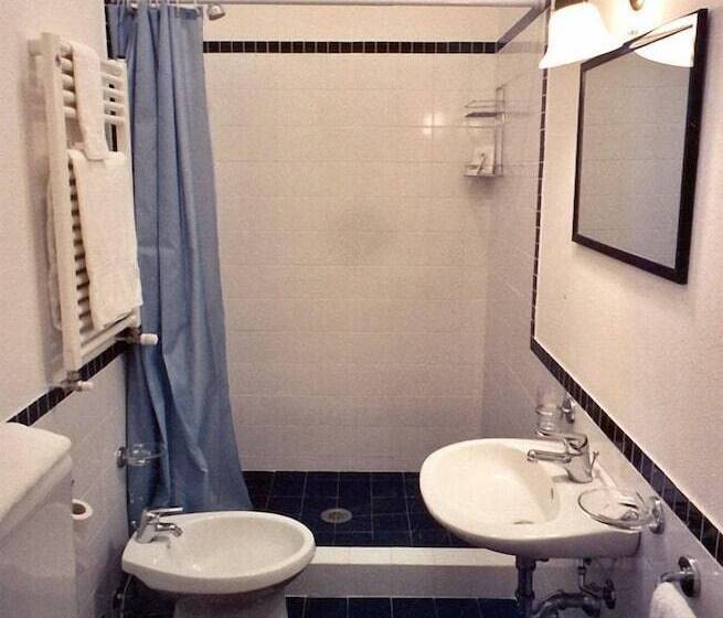 تختخواب و صبحانه A Teatro