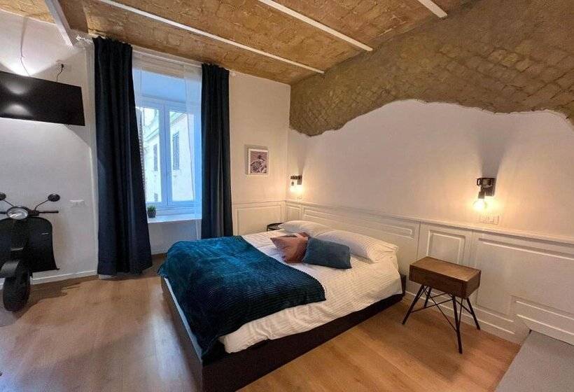 ベッドアンドブレックファースト Domus Avi   Guest House