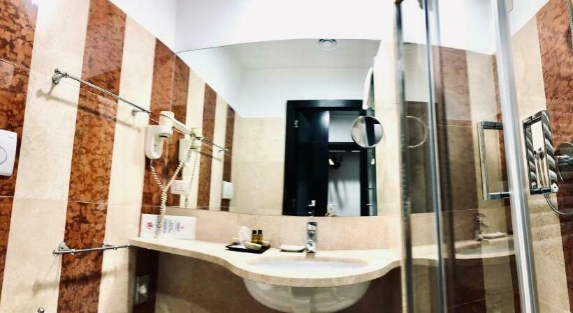 تختخواب و صبحانه Guest House Della Valle Roma