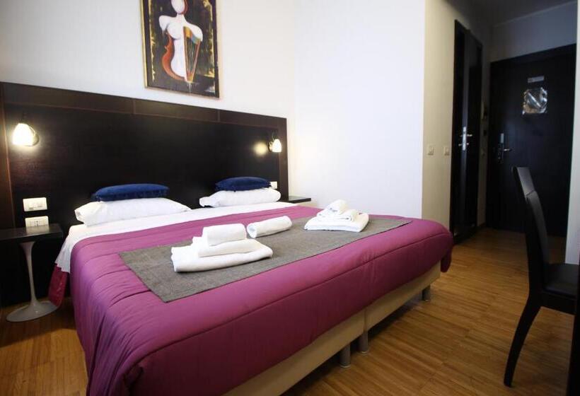 تختخواب و صبحانه Guest House Della Valle Roma