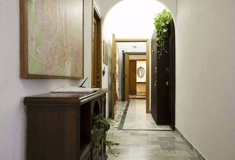 住宿加早餐  Martini Bed