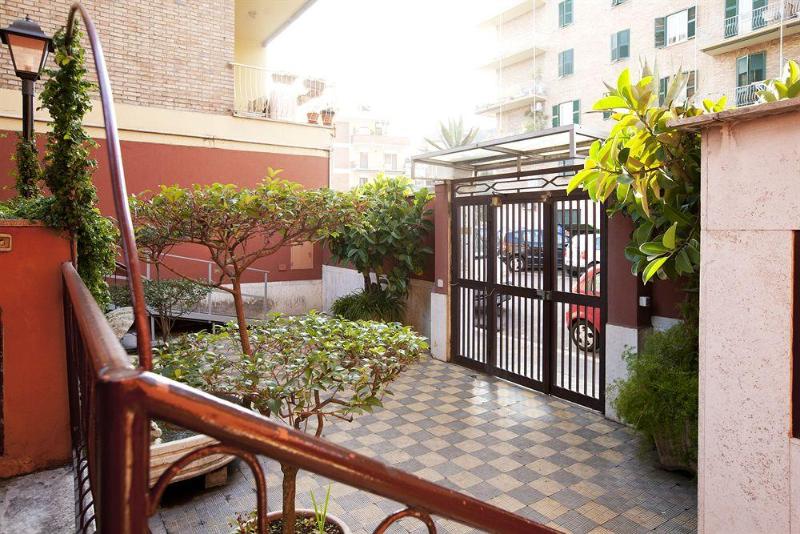 住宿加早餐  Martini Bed