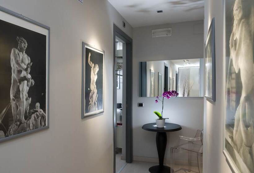 تختخواب و صبحانه Rome Vatican Suite