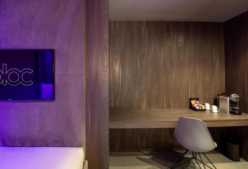 Bloc Hotel London Gatwick Airport