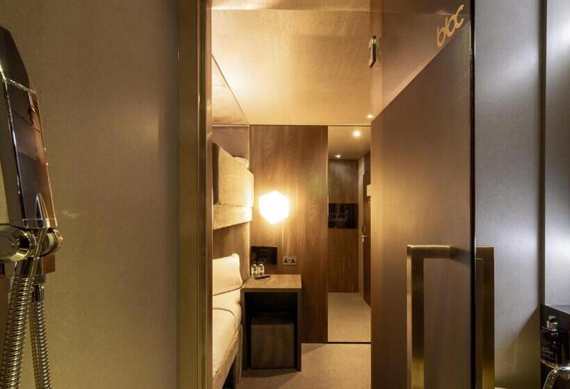 Bloc Hotel London Gatwick Airport