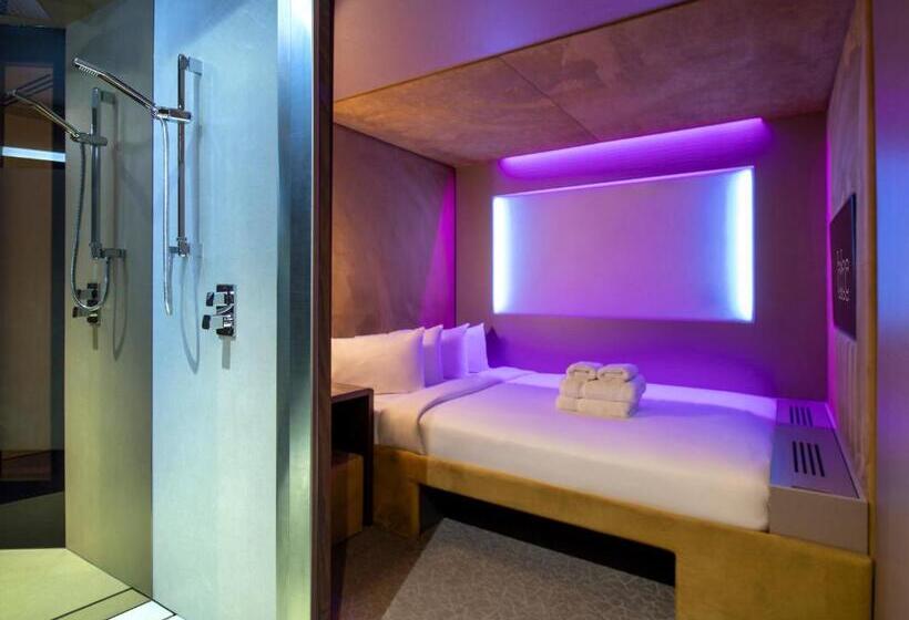 Bloc Hotel London Gatwick Airport