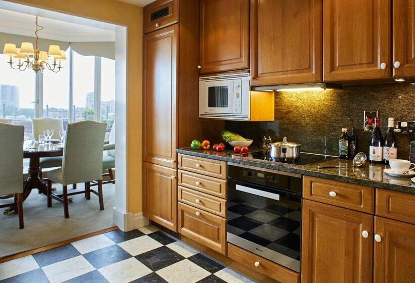 Cheval Thorney Court At Hyde Park