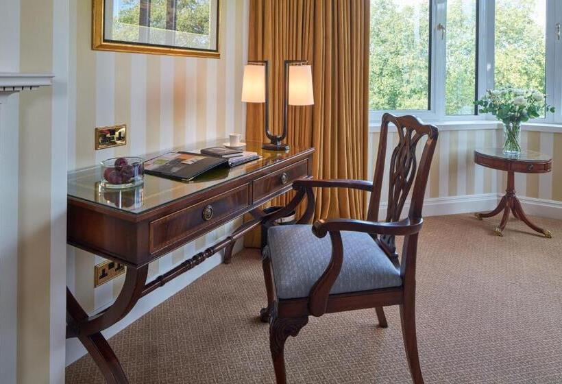 Cheval Thorney Court At Hyde Park