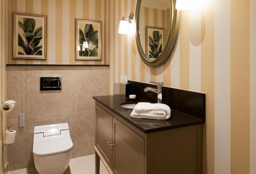 Cheval Thorney Court At Hyde Park