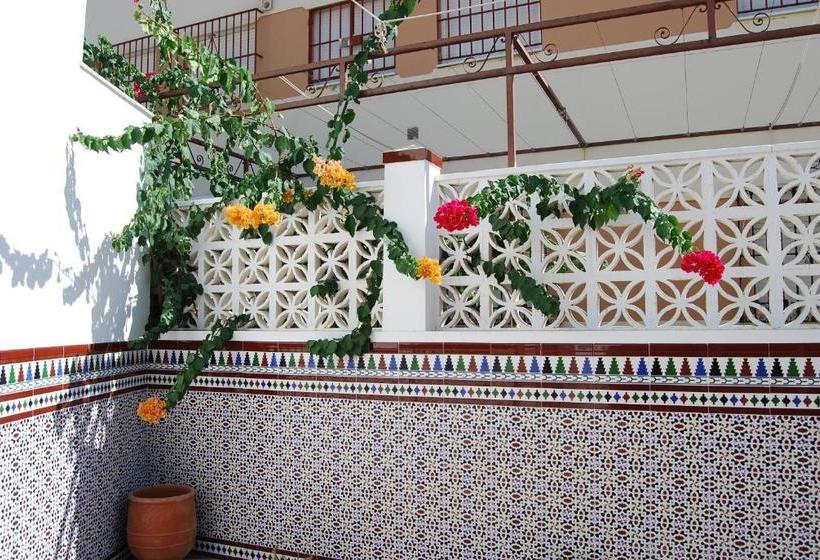 Hostal Avenida By Bossh! Hotels