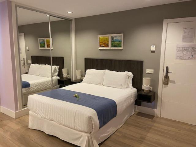 פונדק H Boutique La Caleta Bay