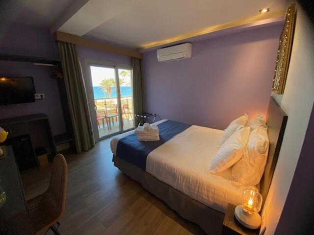 פונדק H Boutique La Caleta Bay