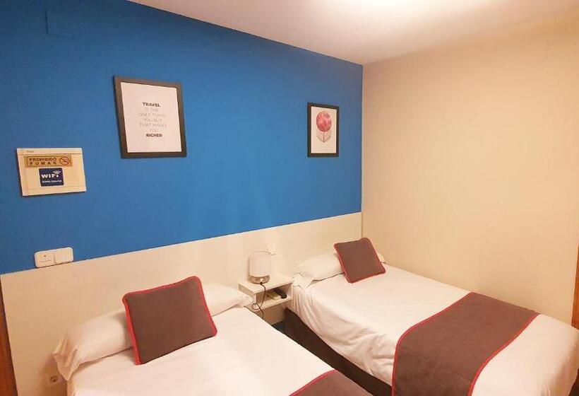 مسافرخانه Hospedaje Bar El Gato Del Acueducto