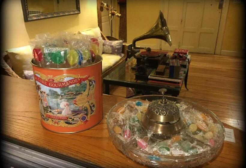 مسافرخانه Iturrienea Ostatua