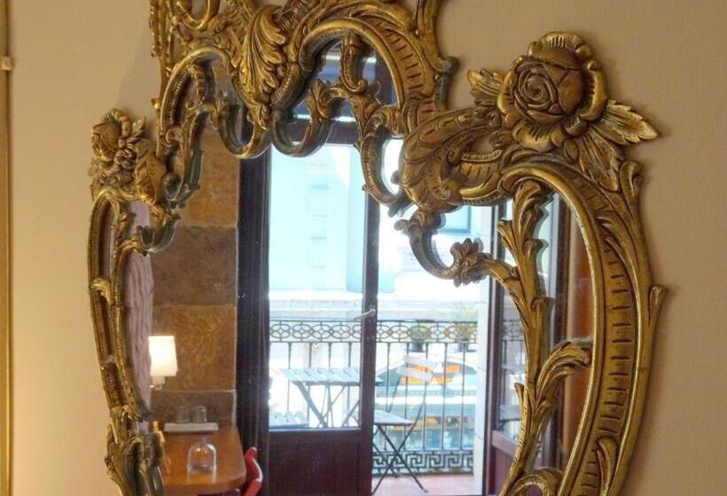 مسافرخانه Iturrienea Ostatua