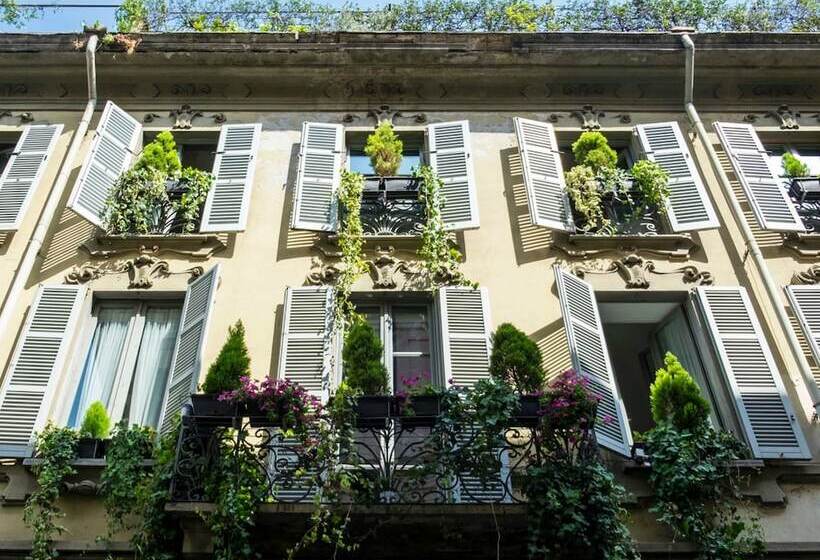 客栈  Milano Suites