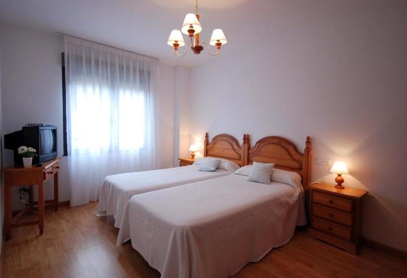 客栈  Pensión Paseo Real