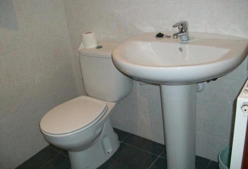 客栈  Pensión Paseo Real