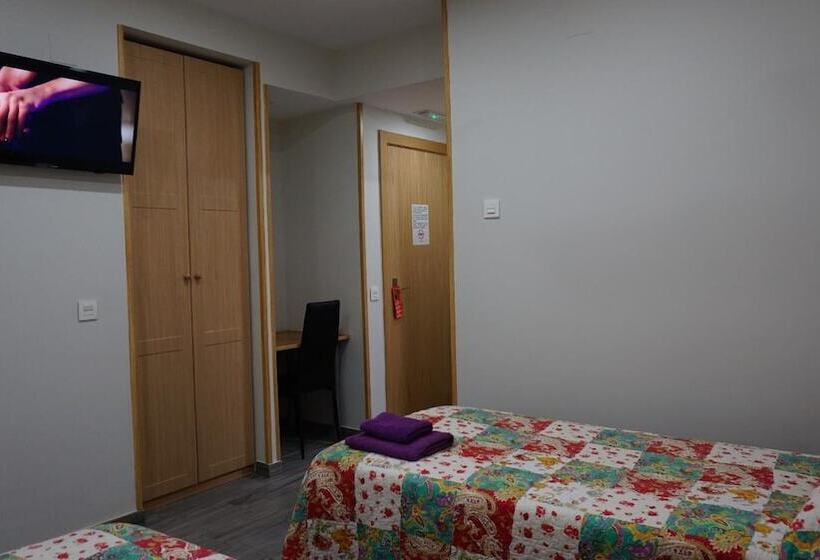 Хостел Pension Calfred Ii