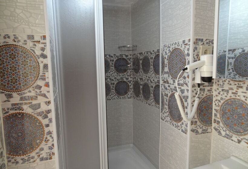 簡易ホテル Tulip Guesthouse