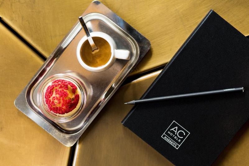 Ac Hotel Paris Porte Maillot By Marriott