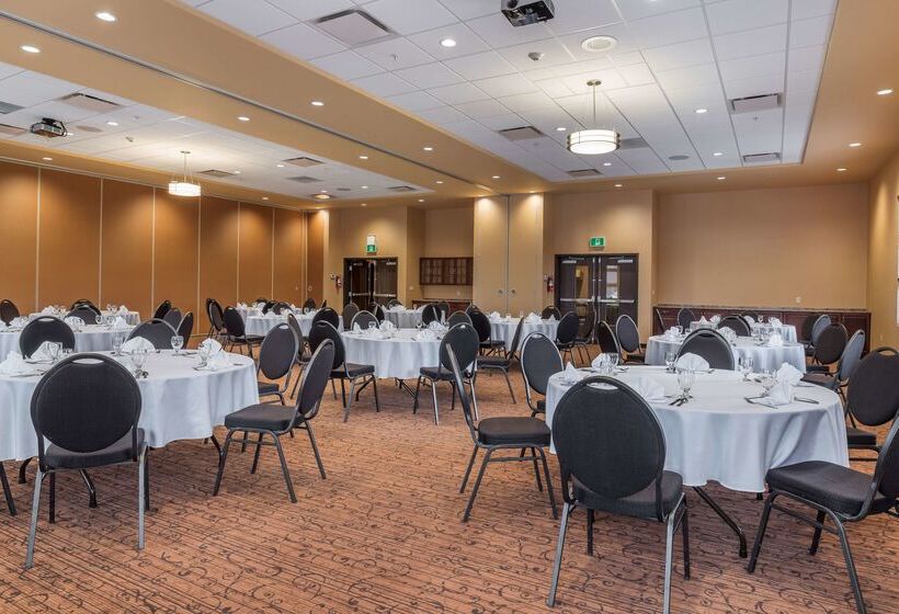 Best Western Plus, Bathurst Hotel & Suites