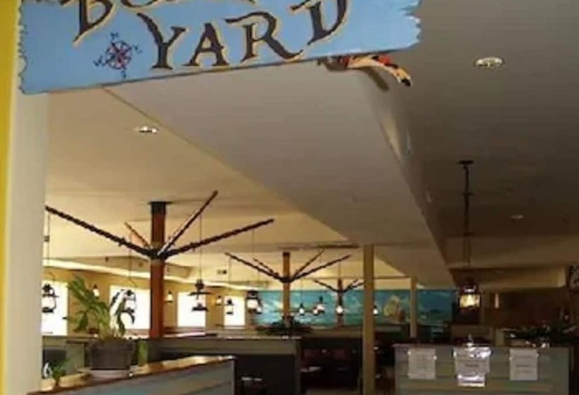 בית מלון כפרי Big Splash Adventure Indoor Water Park & Resort