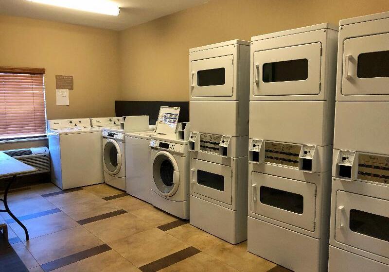 Отель Candlewood Suites Houma, An Ihg