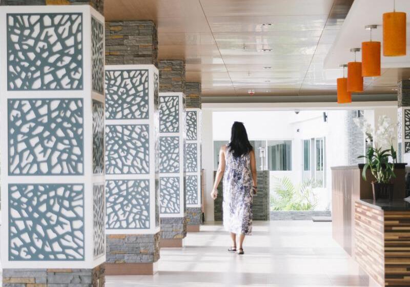 호텔 Chanalai Hillside Resort, Karon Beach