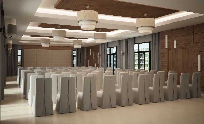 호텔 Chanalai Hillside Resort, Karon Beach