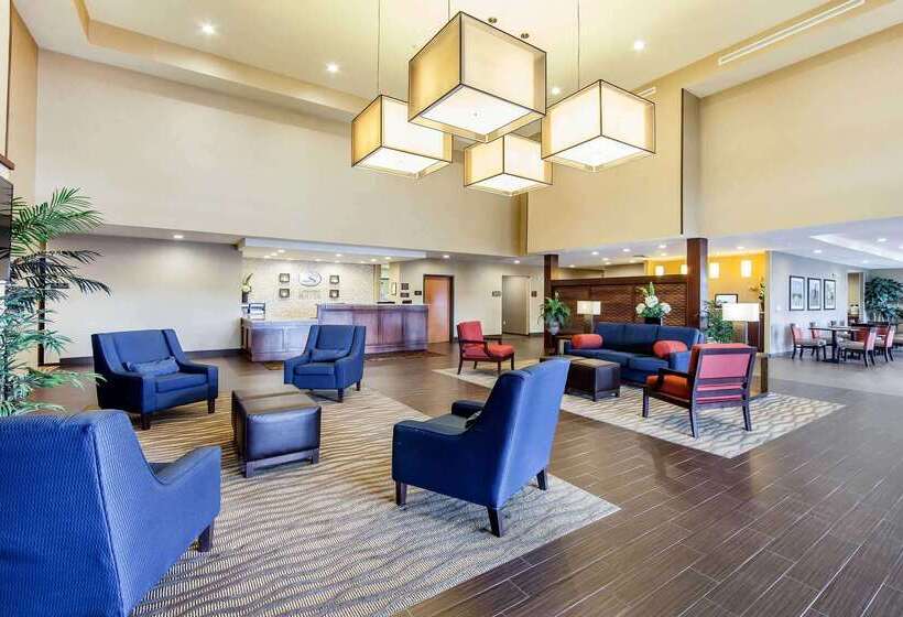 בית מלון כפרי Comfort Suites Marietta Parkersburg