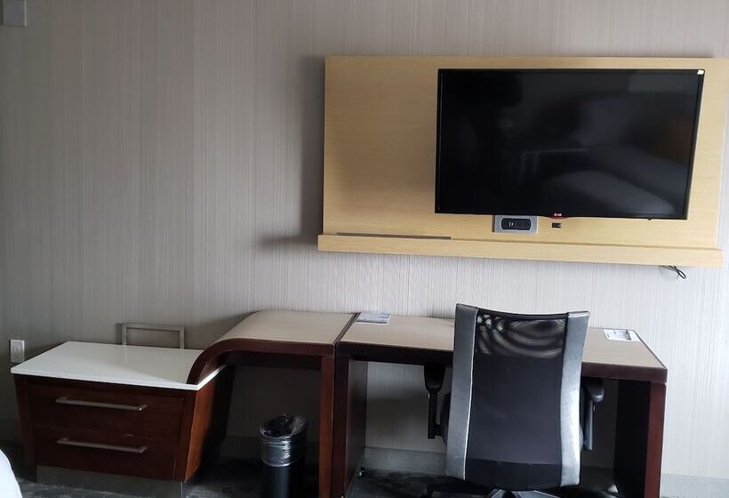 فندق Courtyard By Marriott Battle Creek