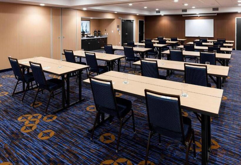 فندق Courtyard By Marriott Houston North/shenandoah