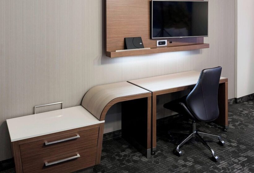 فندق Courtyard By Marriott Houston North/shenandoah