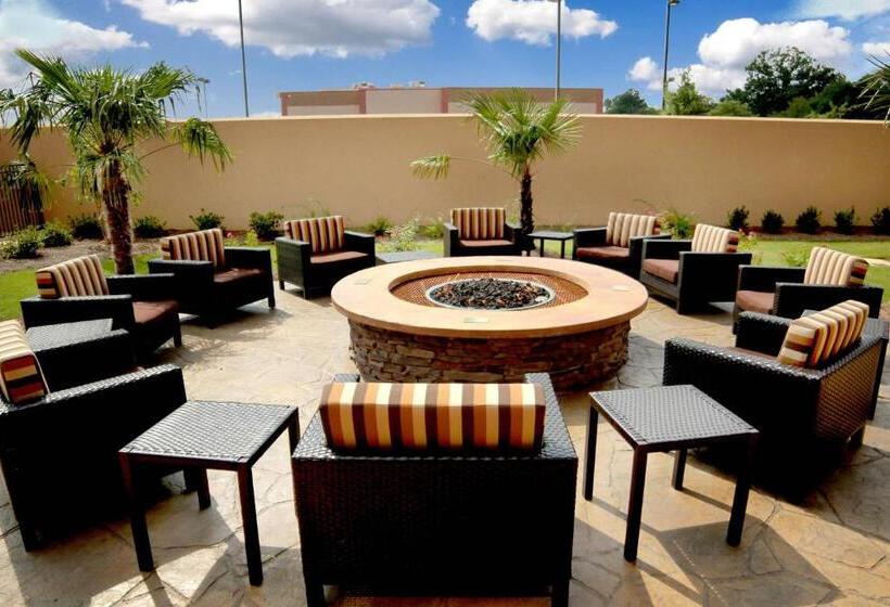 فندق Courtyard By Marriott Jackson Airport/pearl