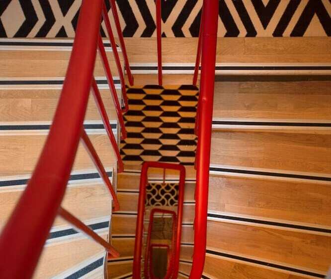 ホテル Hôtel Crayon Rouge