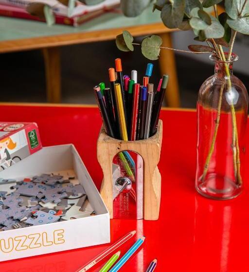 ホテル Hôtel Crayon Rouge