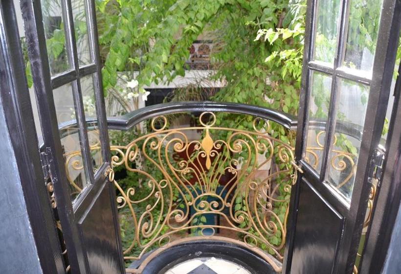 هتل Riad Dar Jaguar