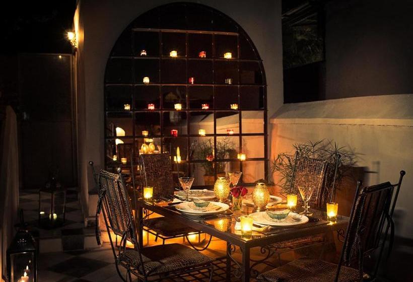 هتل Riad Dar Jaguar