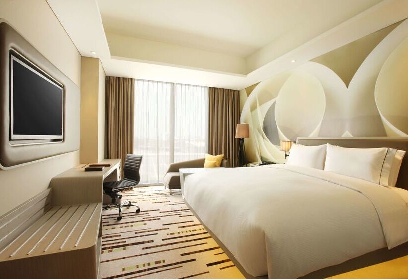 בית מלון כפרי Doubletree By Hilton Jakarta   Diponegoro