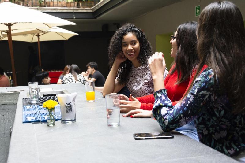 Отель Downtown Beds