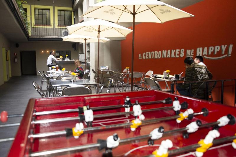 Отель Downtown Beds