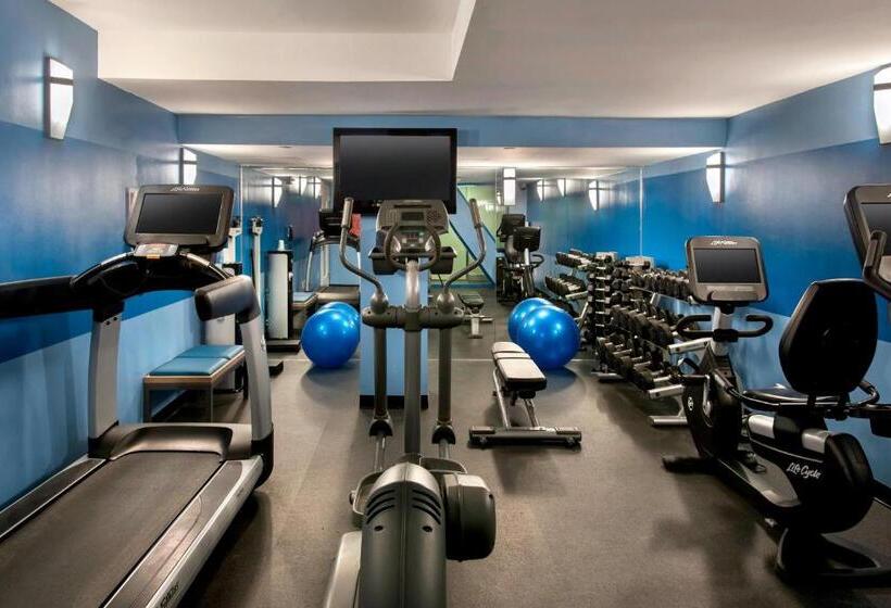 호텔 Four Points By Sheraton Manhattan Soho Village