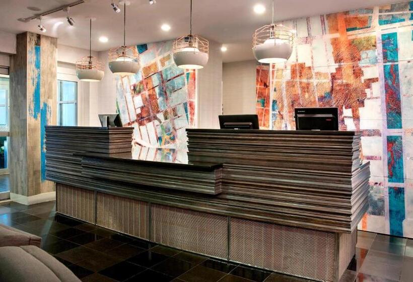 호텔 Four Points By Sheraton Manhattan Soho Village