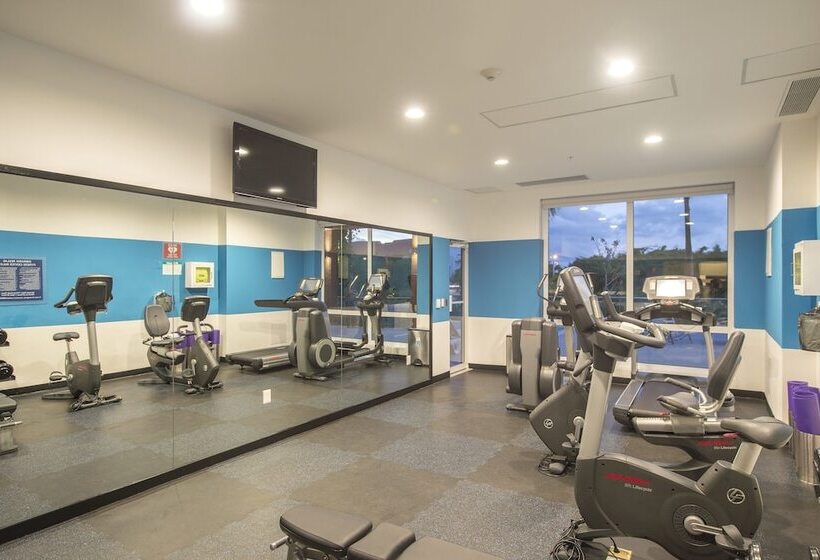 فندق Four Points By Sheraton