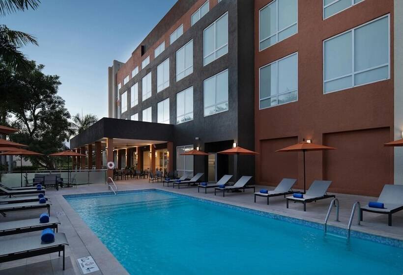 فندق Four Points By Sheraton