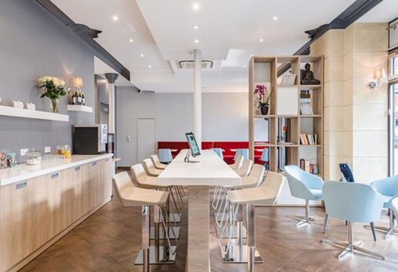 فندق Grand Hôtel Clichy Paris