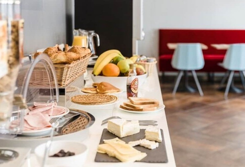 فندق Grand Hôtel Clichy Paris